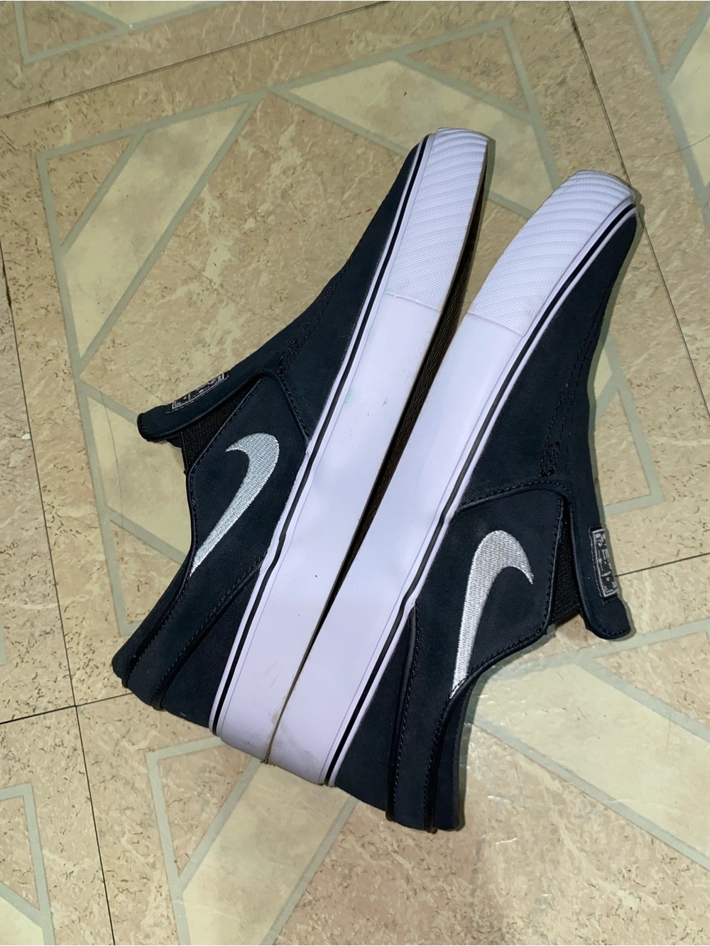 NIKE SB JANOSKI SLIP WOMEN’S 7/MEN’S 5.5 - Picture 5 of 9